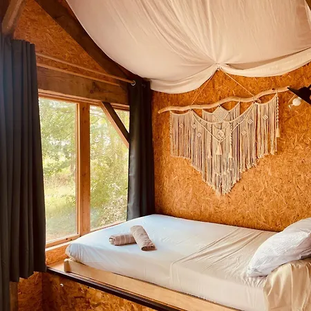 Romantique Avec Jacuzzi Privatif Au Coeur De La Foret Chalet Mauleon-D'armagnac